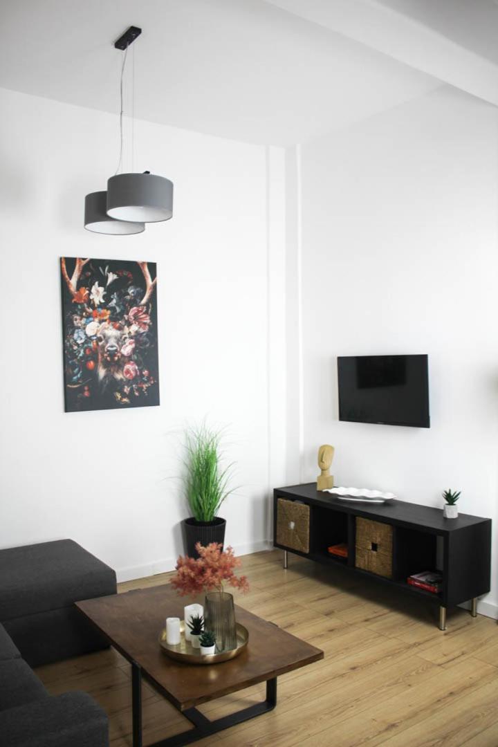 Downtown 4 Apartment Alexandroupoli Bagian luar foto